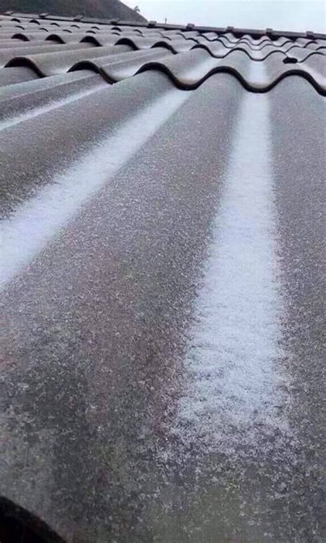 64 ) สำนักข่าว lao youth radio ของประเทศลาวได้แชร์ภาพความหนาวเหน็บในจังหวัดซาปา ของประเทศเวียดนามว่ามีสภาพอากาศหนาวจัดมีหิมะปกคลุม. ลาวหิมะตก ขาวโพลนทั่วแขวงหัวพัน ห่างจากเชียงราย 100 กิโลเมตร