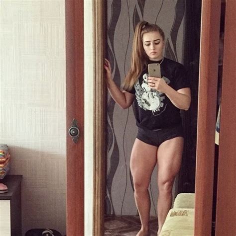 Unbelievable Pictures Of The Muscle Barbie Julia Vins Blogrope