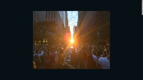 New Yorkers Enjoy A Second Manhattanhenge Sunset Cnn