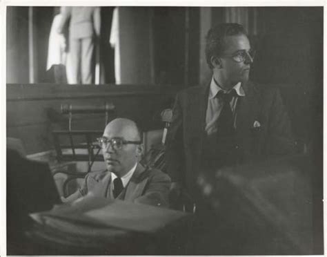 Die italienische sängerin milva ist tot. Lebensläufe: Von Dessau zum Broadway. Kurt Weill - schmidtFilm