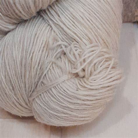 Undyed Sheep Wool Yarn 100 Natural 200 Grams Organic White Etsy