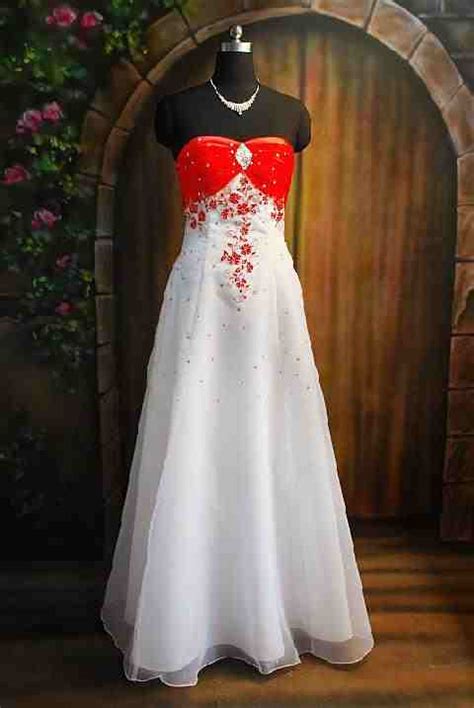 A black wedding dress won't show dirt or stains, so you're wedding dress will remain to look then, when did the black wedding gown fad begin? SHE FASHION CLUB: Strapless Red And White Wedding Dresses