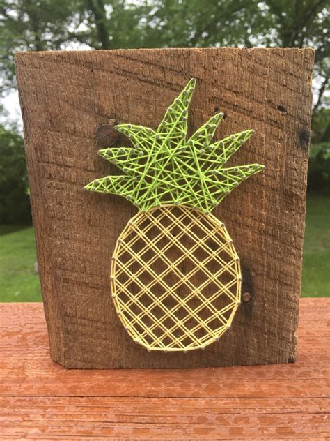 Printable String Art Pineapple
