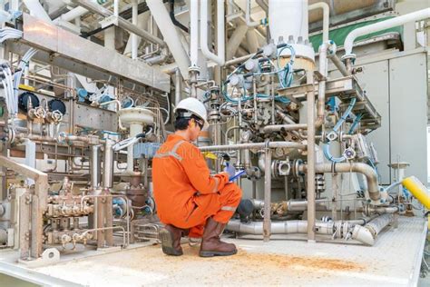 Mechanical Engineer Inspector Inspection Crude Oil Pump Centrifugal