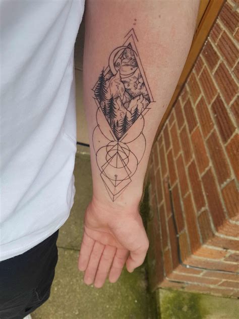 Forearm Geometric Tattoo Images The Style Inspiration