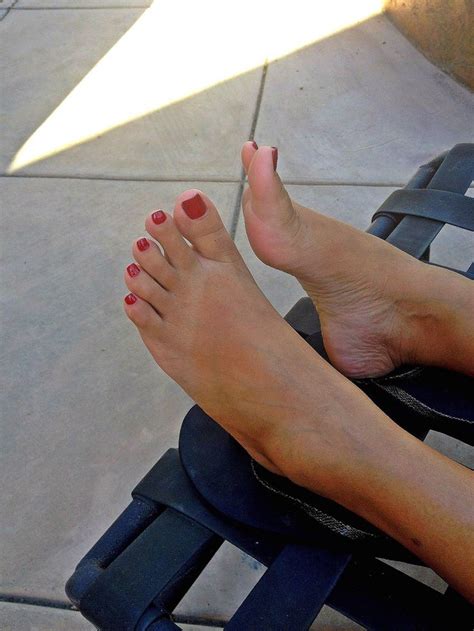 Pin On Beautiful Womens Feet