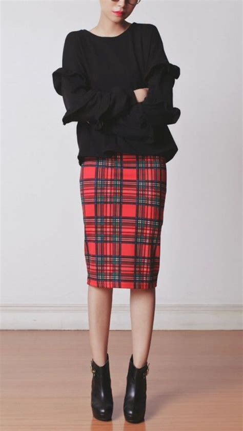 Daily Outfit Ideas For Pencil Skirt Sortashion Chic Pencil Skirt