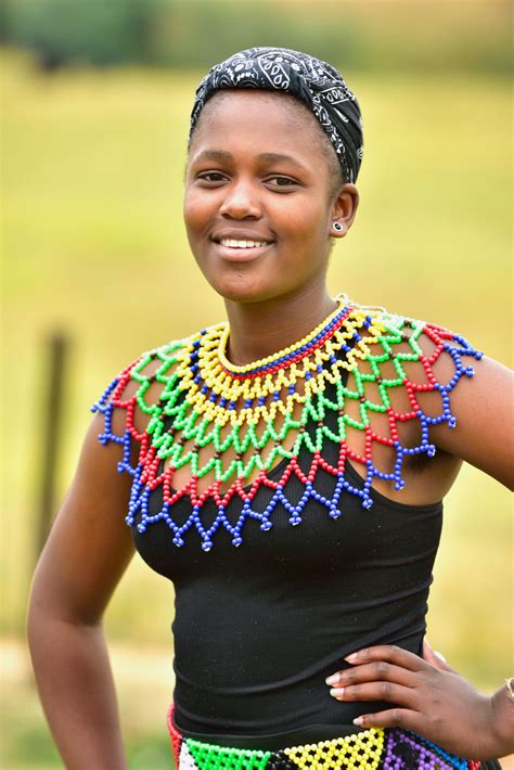 Zulu Culture Kwazulu Natal South Africa Zulu Women African Women African Clothing