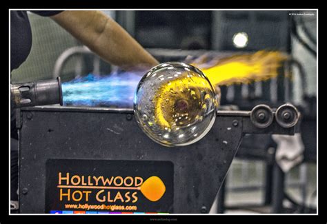 Hollywood Hot Glass Awltiedup