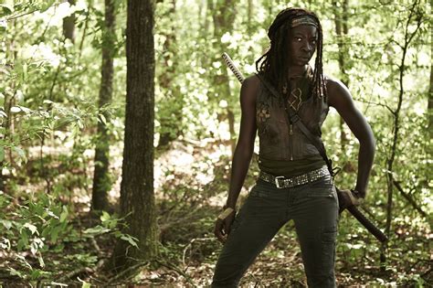 Download Michonne The Walking Dead Danai Gurira Tv Show The Walking Dead 4k Ultra Hd Wallpaper