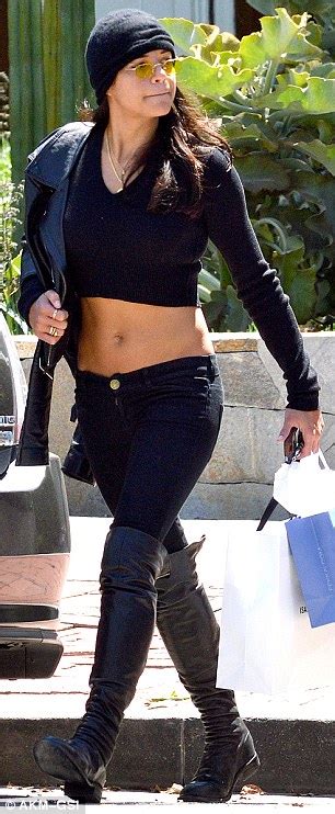 Michelle Rodriguez Flaunts Flat Stomach In Favourite Crop Top Daily Mail Online