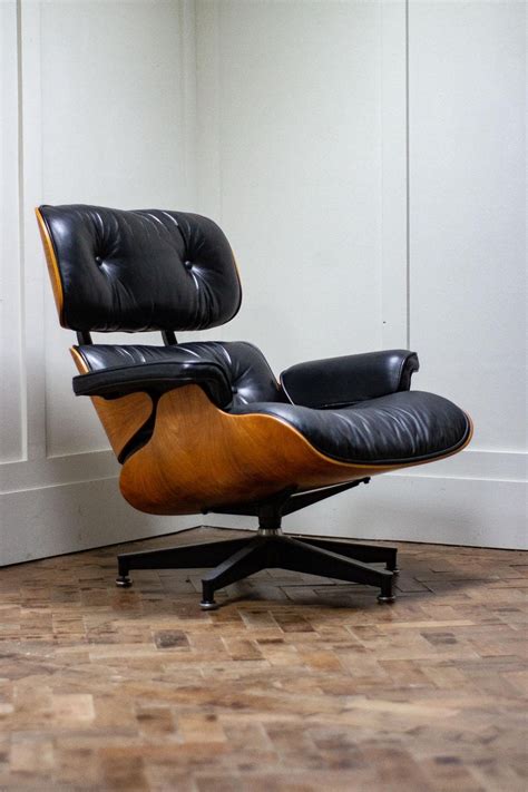 Buy eames swivel chair chairs and get the best deals at the lowest prices on ebay! Original Charles and Ray Eames Lounge Chair by Herman ...