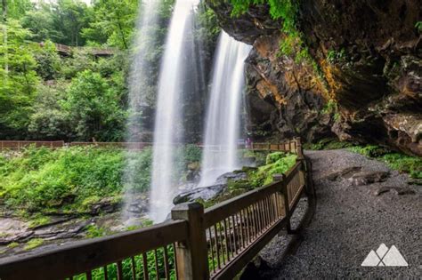 Dry Falls Near Highlands Nc Nc Waterfalls Highlands Nc Waterfall