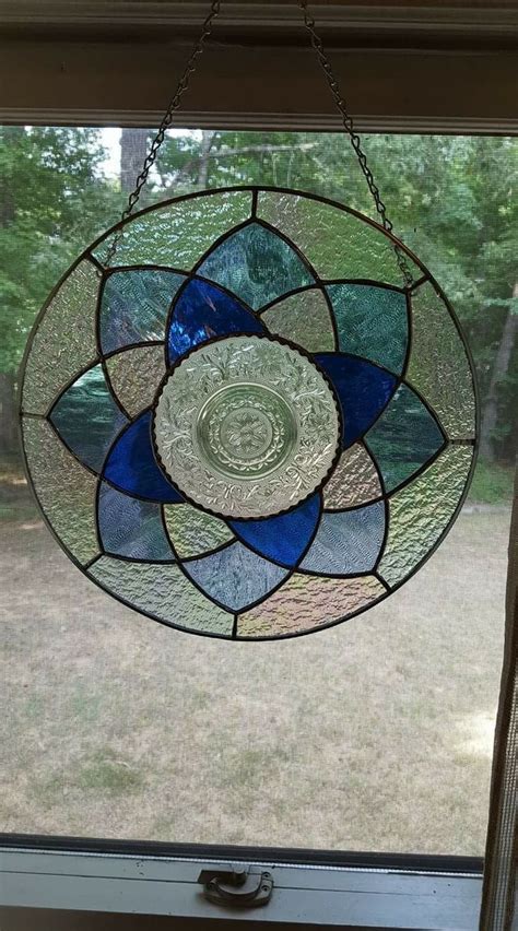 Pin By Brenda Hall On Glass Stained Glass Patterns Stained Glass