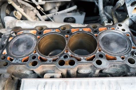 6 Symptoms Of A Cracked Engine Block