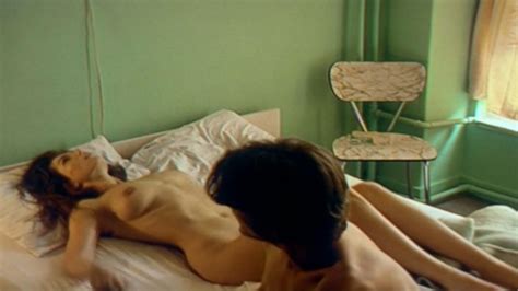Nude Video Celebs Kim Van Kooten Nude Zusje 1995