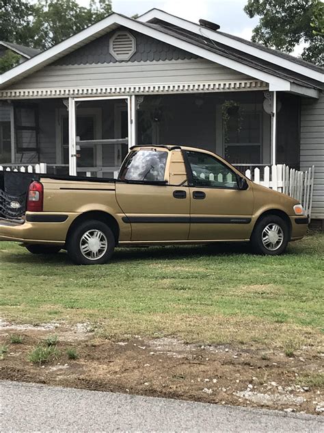 Since we’re posting iconic Huntsville cars, I present beaut, a DIY Ute