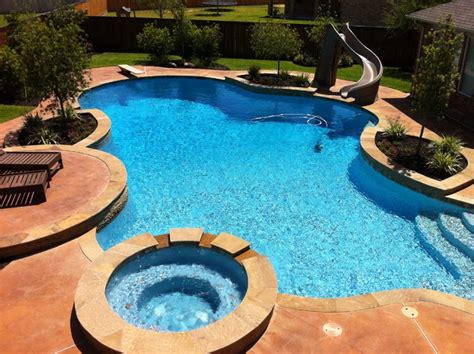 Freeform Pool With Diving Board And Slide Klassisk Pool Houston