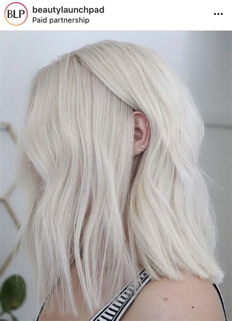 Pin By Dalia Saman On Dyed Hair Ice Blonde Hair White Blonde Hair Platinum Blonde Hair