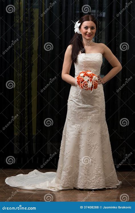 Bride Holding Her Wedding Flowers Stock Photo Image Of Newlywed
