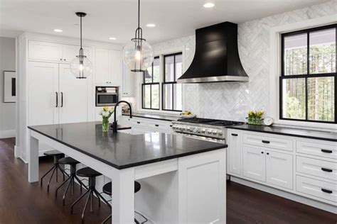 7 Charming White Kitchen Cabinets With Black Countertops Homenish