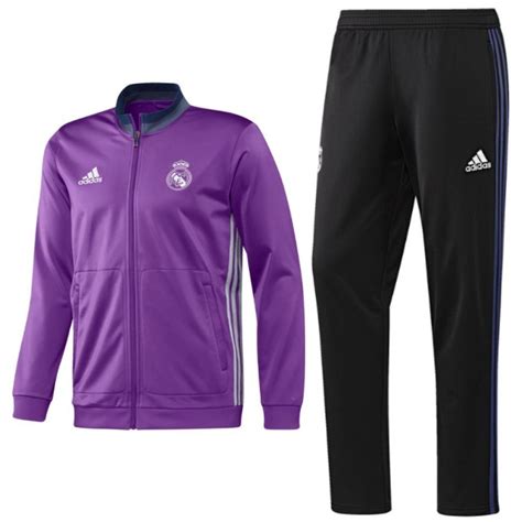 Mit einem real madrid trainingsanzug spielst du wie die großen. Real Madrid jogging trainingsanzug 2016/17 Away - Adidas ...