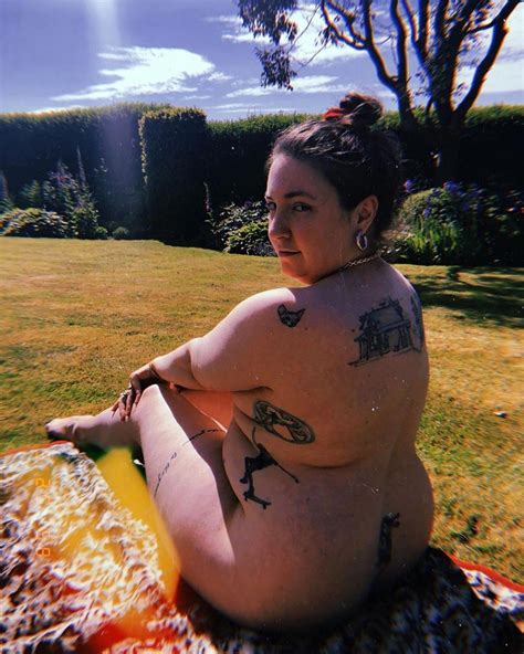Lena Dunham Nude Sexy Photos Scandal Planet