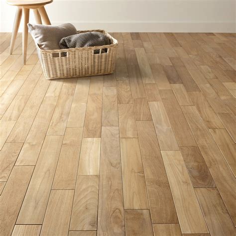 A leroy merlin é especialista na venda de artigos de bricolage, construção, decoração e jardim, com uma grande variedade de produtos e soluções para a sua casa aos melhores preços, com um atendimento personalizado e um vasto conjunto de serviços. Parquet Flottant Leroy Merlin - AgenceCormierDelauniere ...