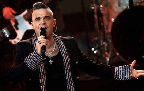 Watch Robbie Williams Rejoin Take That For One Off Virtual Charity Gig