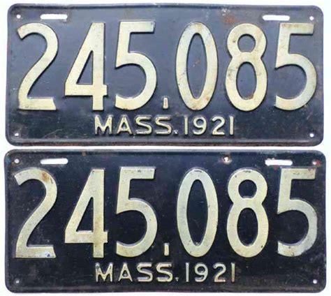 1921 Massachusetts Car License Plates Original Paint Pair