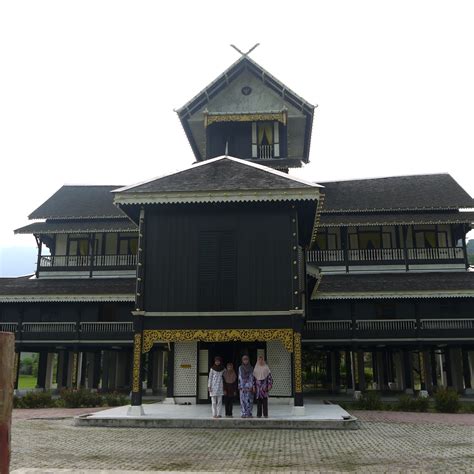 Muzium seni bina malaysia merupakan sebuah muzium yang terletak di melaka, malaysia. Dunia yang Kutemui: January 2018