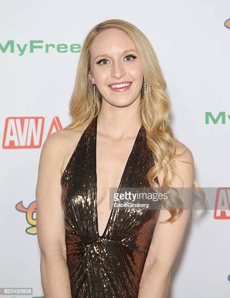 Ginger Banks Photos Et Images De Collection Getty Images