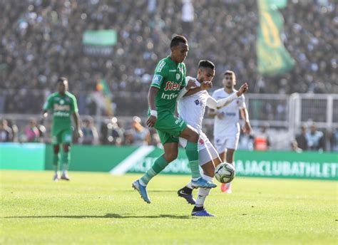 سفيان رحيمي الرجاء vs احمد زيزو الزمالك اهداف ومهارات من سيفوز zizo vs rahimi. سفيان رحيمي: "الريمونطادا" في الديربي العربي شيء لا يصدق