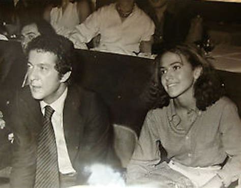Sono stato con barbara d'urso quattro anni e mia moglie mi ha dopo che la moglie scoprì la loro storia, spiega remigi, andai a vivere con barbara, con lei mi. Memo Remigi: età, altezza, peso, moglie e figli | Caffeina ...