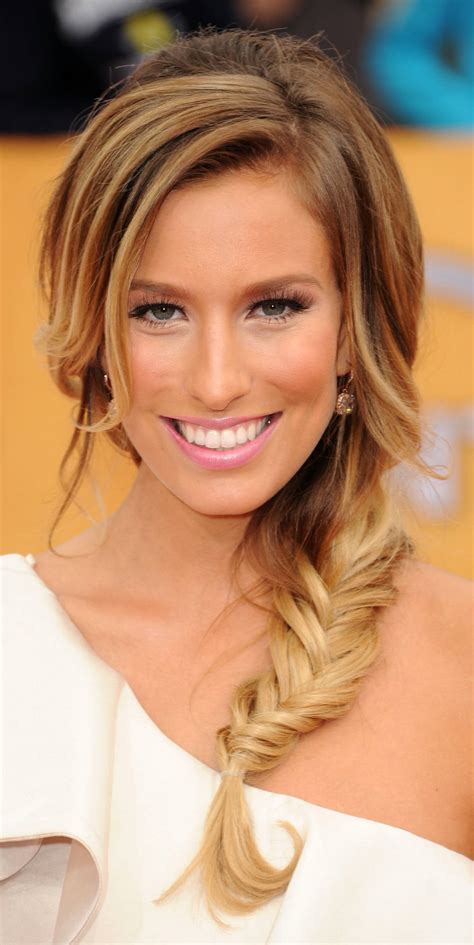 Easy Hairstyles With Stylish Braids Hairstyle For Women