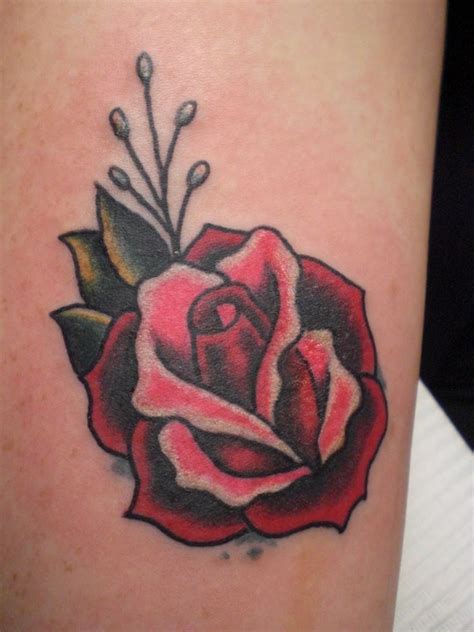 61 Small Rose Tattoos Designs For Men And Women Piercings Models