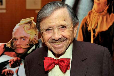 Jerry Maren, last surviving "Wizard of Oz" munchkin, dead at 98 - CBS News width=