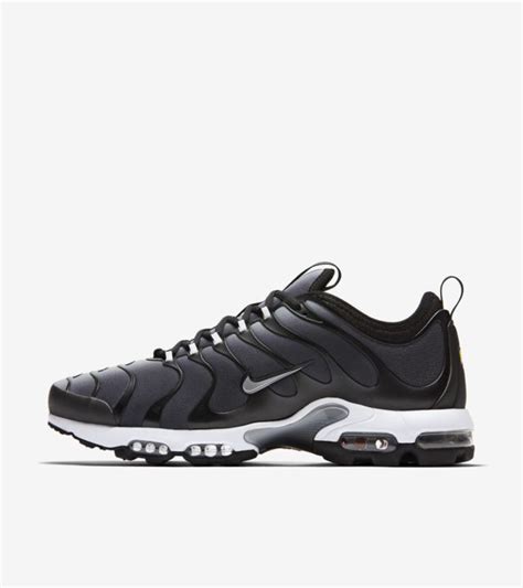 Nike Air Max Plus Tn Ultra Black And Wolf Grey Release Date Nike Snkrs Se