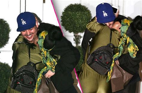 rob kardashian and blac chyna have hardcore make out session — see their steamy pda
