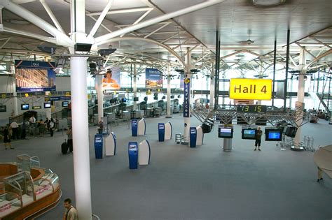 Aéroport De Marseille Automatise Lenregistrement De Ses Bagages