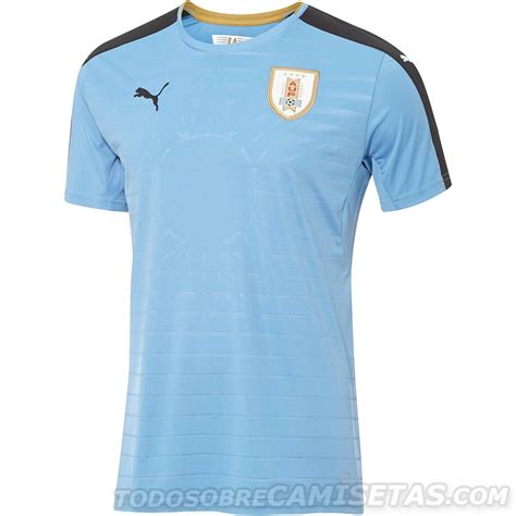 Diego lugano posa com nova terceira camisa do são paulo, que homenageia o uruguai imagem. Camisetas Puma de Uruguay 2016 (Copa America Centenario)