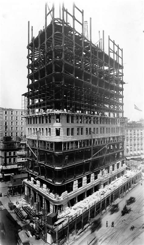 Old Photos Of The Flatiron Building Under Construction In New York City