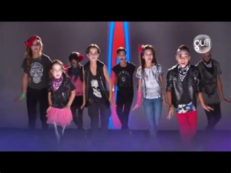 Daisy et max dans le gu'live ! Quand les enfants revisitent "Chica Vampiro", un clip ...