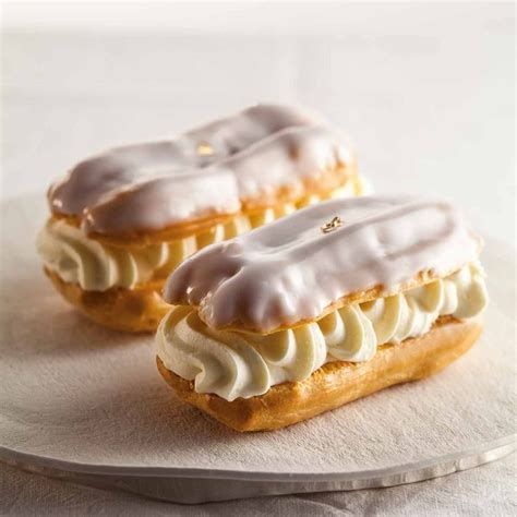 So gelingt die brandmasse garantiert! Vanille-Eclairs - Ein Rezept der Wiener Conditorei Sluka ...