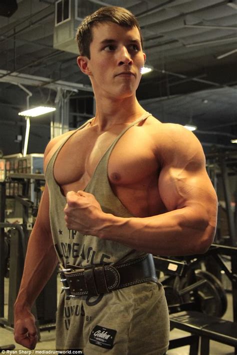 Bodybuilder Uit Texas Traint Al Jaren Presstorms
