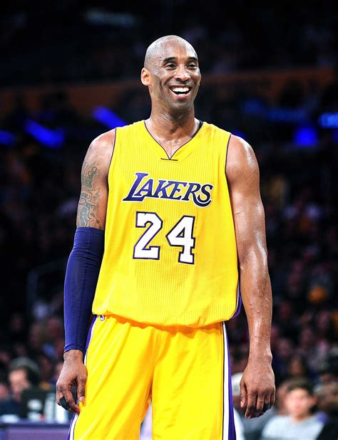 Kobe Bryant ends NBA career in historic fashion