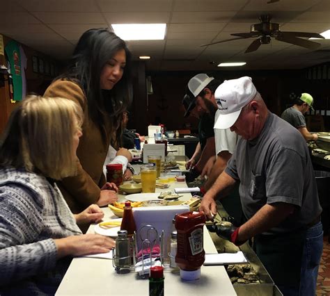 Many families and young professionals live in elizabeth city and residents tend to be liberal. Visit Elizabeth City | Insider Guide | You'll be Smitten ...