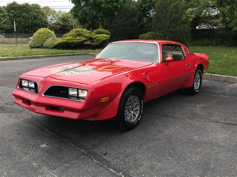 1977 Pontiac Trans Am Red
