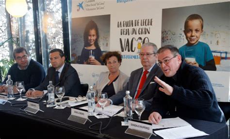 Últimas noticias de hoy de la actualidad nacional e internacional. Arranca una campaña de recogida de leche para los niños en ...