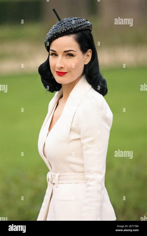 dita von teese arrives to dior s haute couture spring summer 2007 collection presentation at the
